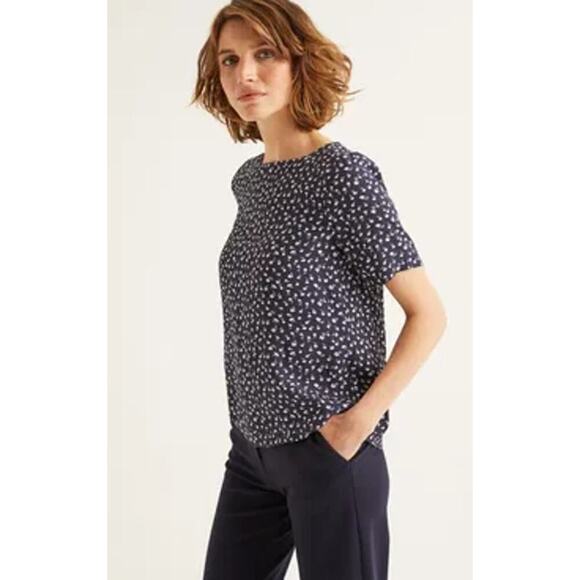 Boden Womens Size 4 Marisa Top Blouse Blue White Floral Crew Neck Short Sleeves - Picture 1 of 9